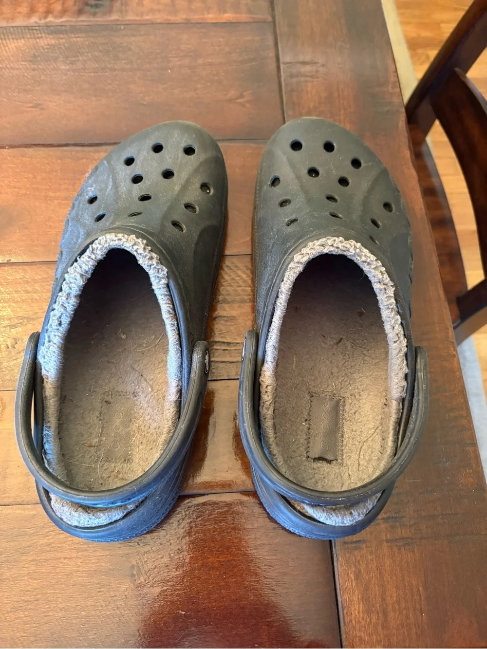 CROCS Men's Black Lined Clog Sandals